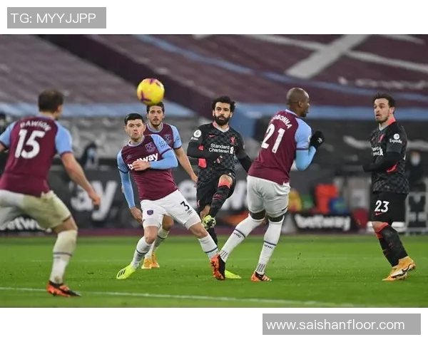 西汉姆联主场迎战伯恩茅斯顿期待精彩对决与胜利的争夺战