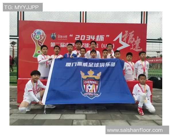 第24届我国大学生游水锦标赛(南边赛区)在厦门闭幕